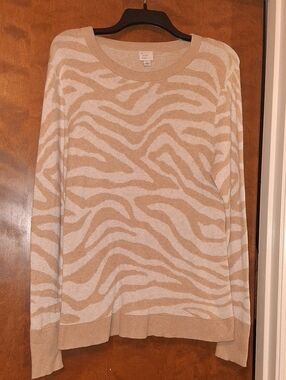 a New Day Beige and Cream Zebra-Print Crewneck Sweater
